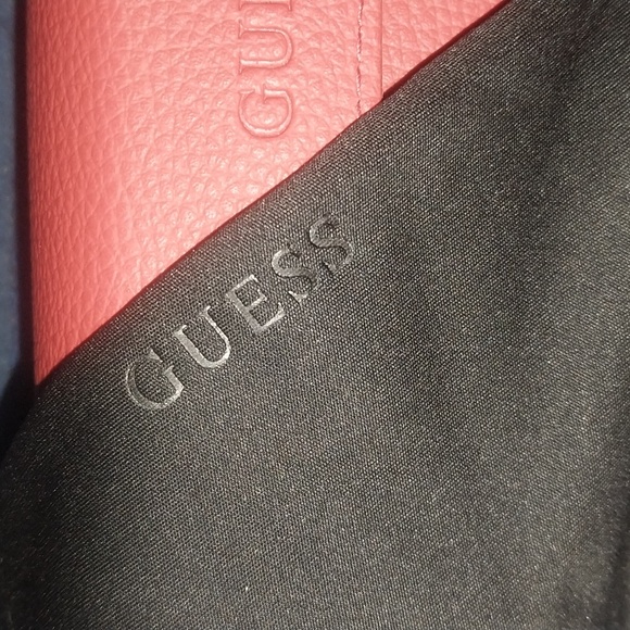 Guess sun/glasses case - Picture 3 of 9